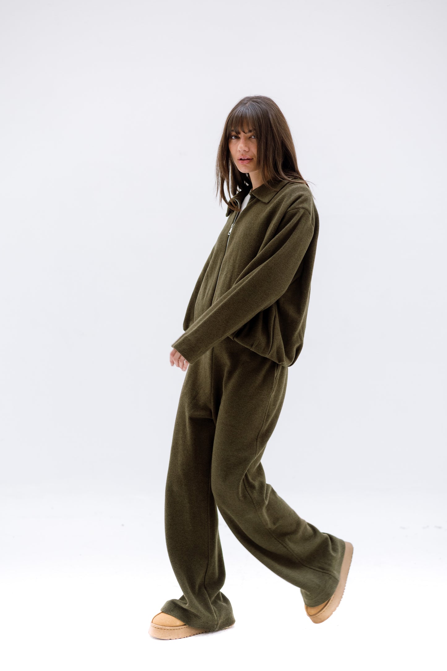 The calm zip set - OLIVE