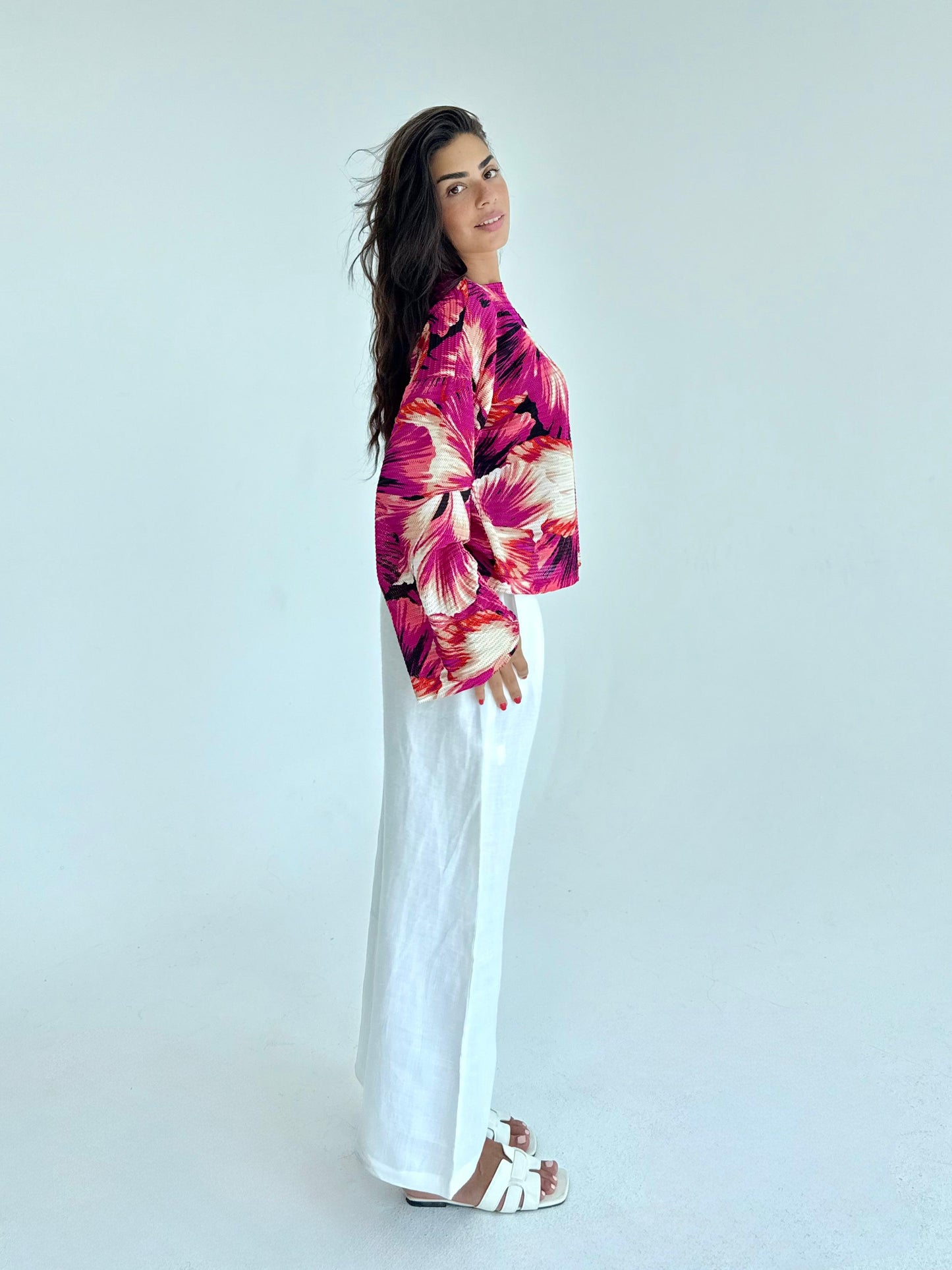 Tropical bloom top