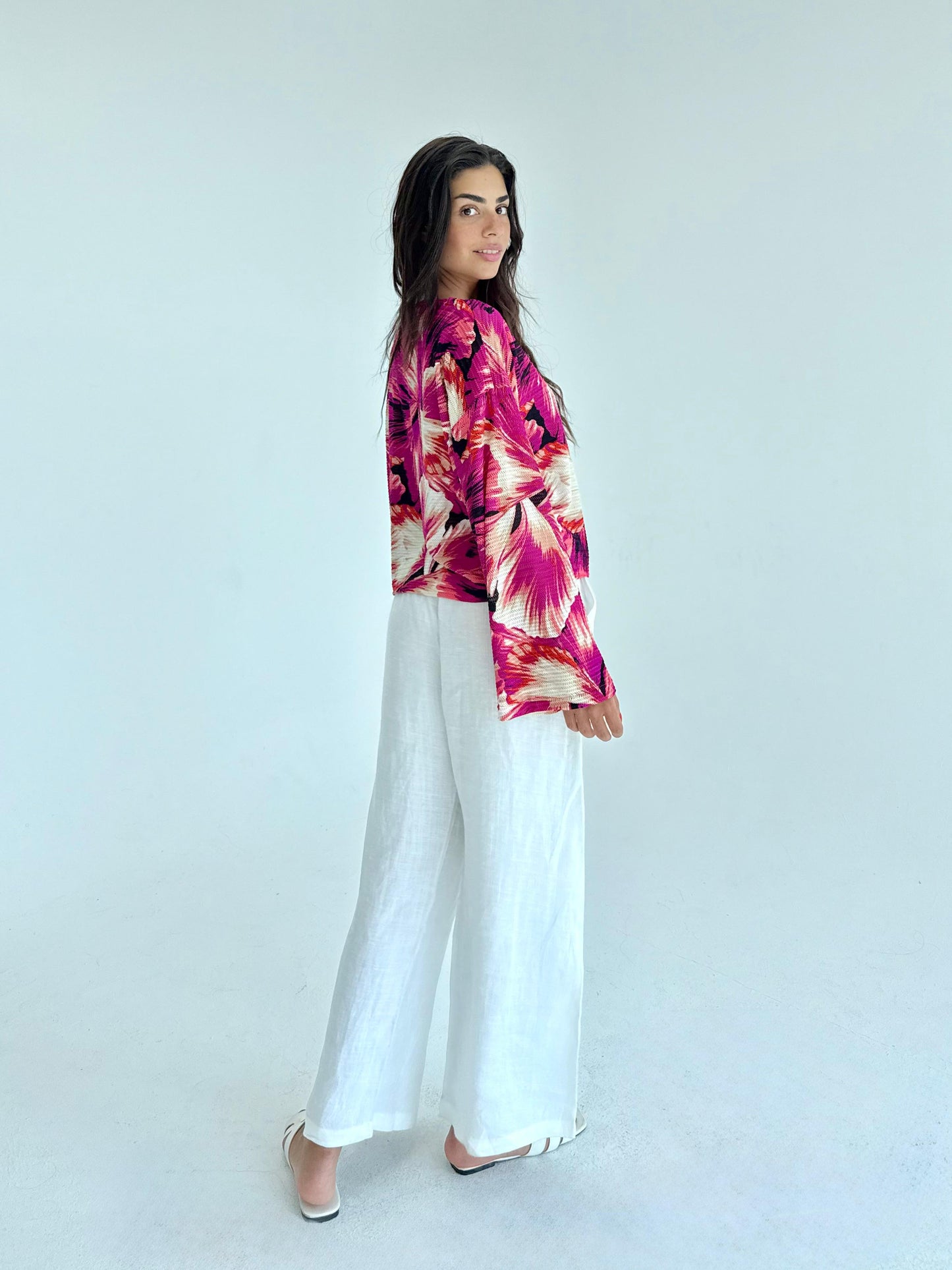 Tropical bloom top